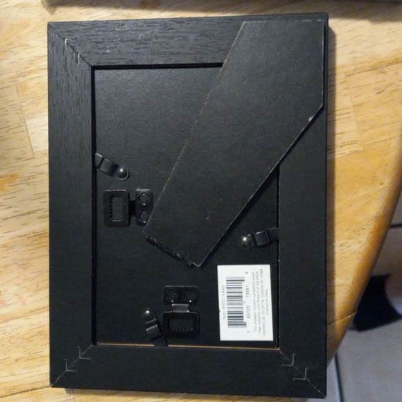 2 pic frames - Picture 2 of 5